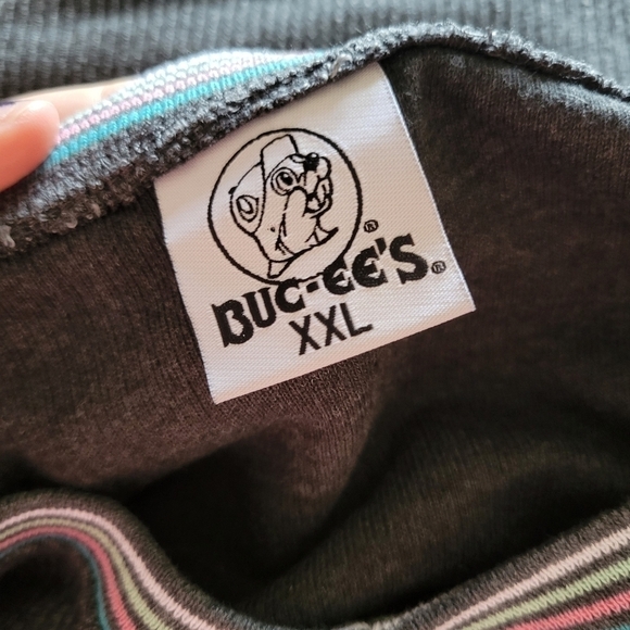 Bucees Christmas Sweatshirt Size XXL Flawed - Picture 2 of 3